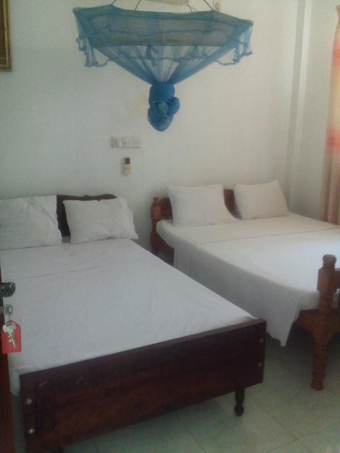 Hotel Whitehouse Tissamaharama Exteriér fotografie